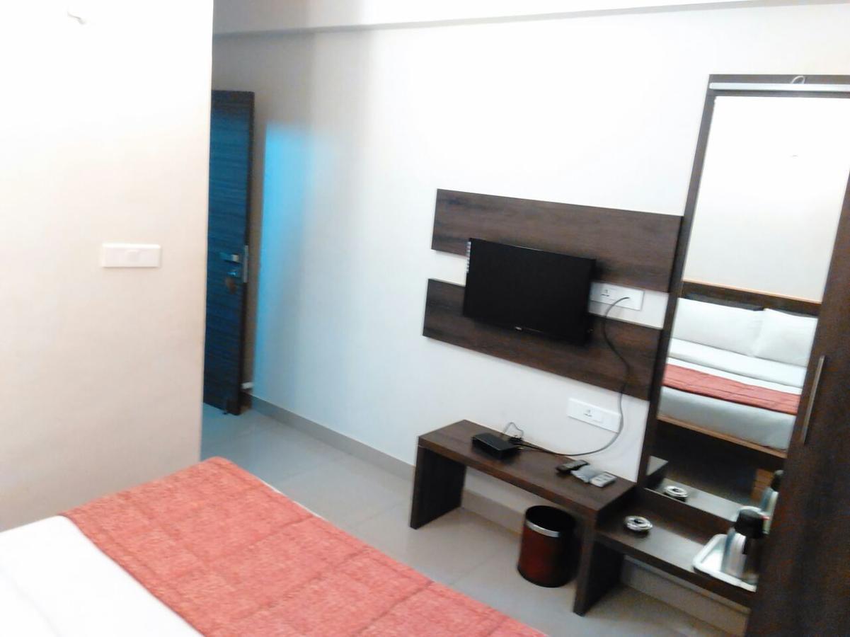 Hotel Sivaranjani Erode Exterior foto
